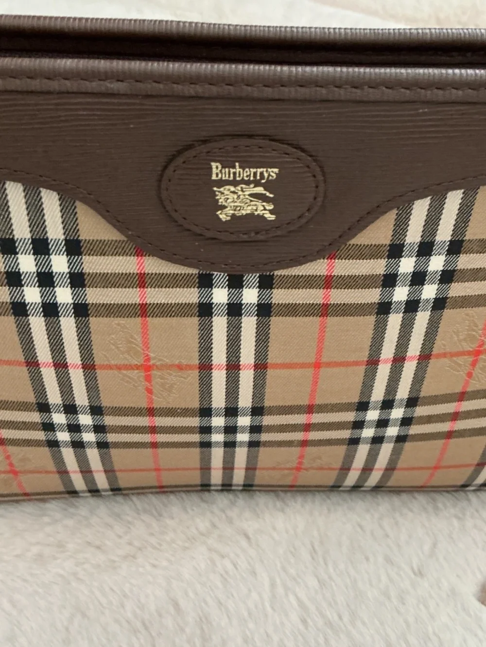 Burberrys Vintage Clutch with Crossbody Chain Authentic